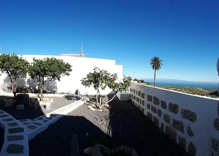 Apartament In Arico